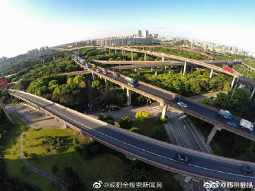 解“披星戴月走忙忙，今期雙數(shù)必來報”是指什么動物生肖